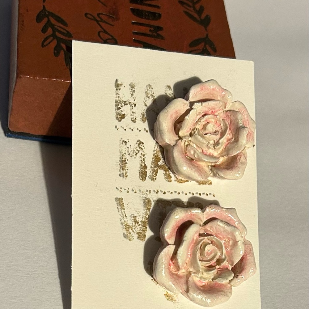 Charming Pink Floral Earrings